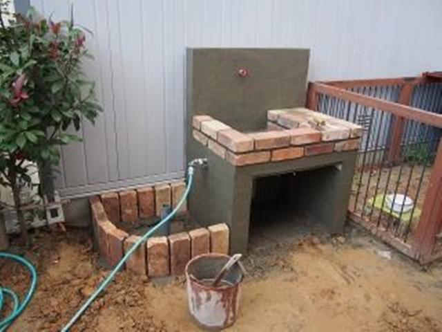 老公手艺就是好用50块红砖在院子里砌个洗手池一分钱都没花