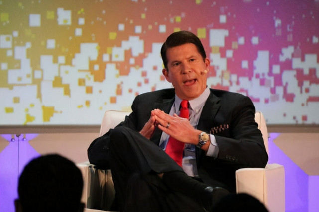 11月11日,正在访问巴西的美国国务院副国务卿基思·克拉奇与巴西官员