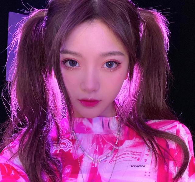 最能干的超级网红彭十六粉丝超3000万却自曝一直是一个人