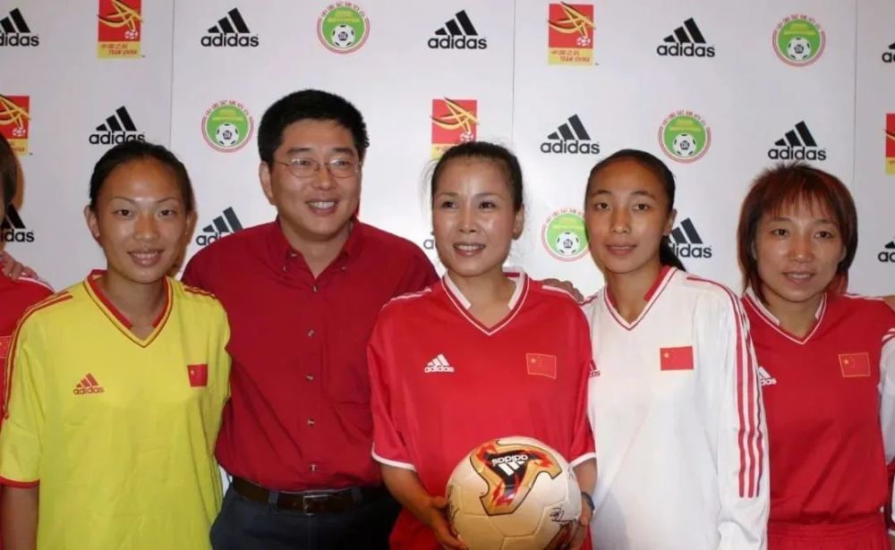 田震|她的消失，是娱乐圈的悲哀