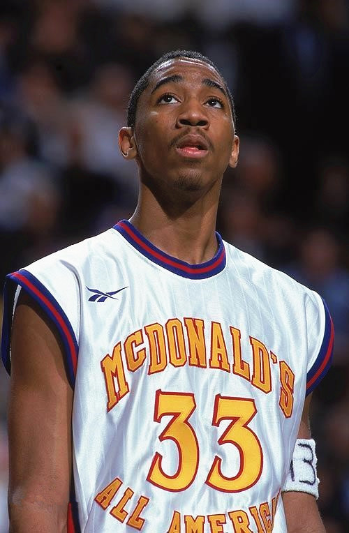 姚明前队友埃迪格里芬:从重度抑郁到严重酗酒,最终撞上火车身亡_腾讯