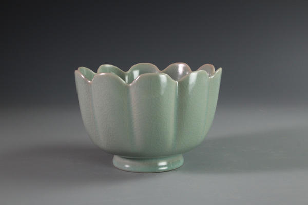 让今天我们的弘扬成为后人的传承 王振芳领衔弘宝汝瓷"出彩"进博会