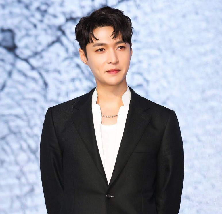 张艺兴|“莲言莲语”？张艺兴机智回答记者问题，却被调侃不知所云