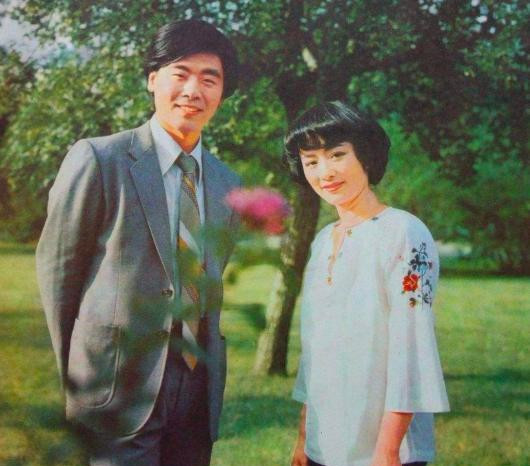 歌唱家谢莉斯走红的坎坷后半生:50岁患脑梗,67岁女儿去世_腾讯新闻