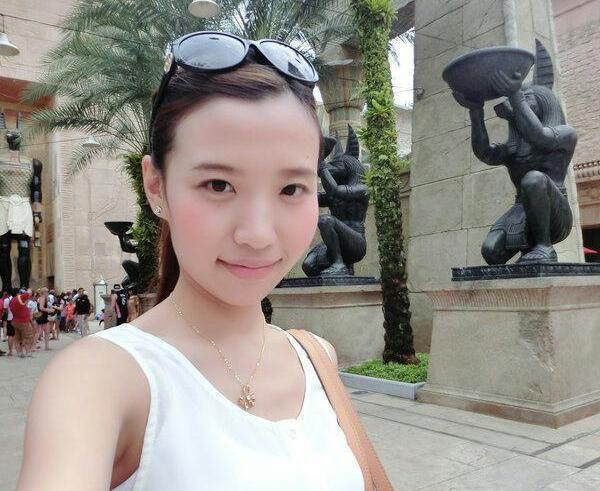 只有亲密的人才知道林晓芸的家庭情况,学习生活平稳幸福
