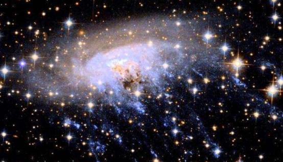 巨型"水母",让人奇怪的是它的尾巴|水母星系|nasa|地球|恒星|分子云