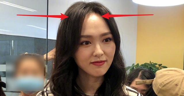 唐嫣直播上热搜了,生图状态依旧满分,发际线下的脑门却在发光_腾讯