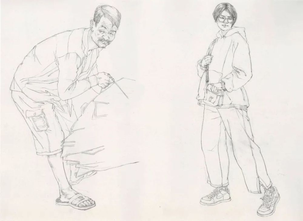 过多流畅的惯性用线,重复切线描摹线条有背线套路感觉,缺乏观察和感受