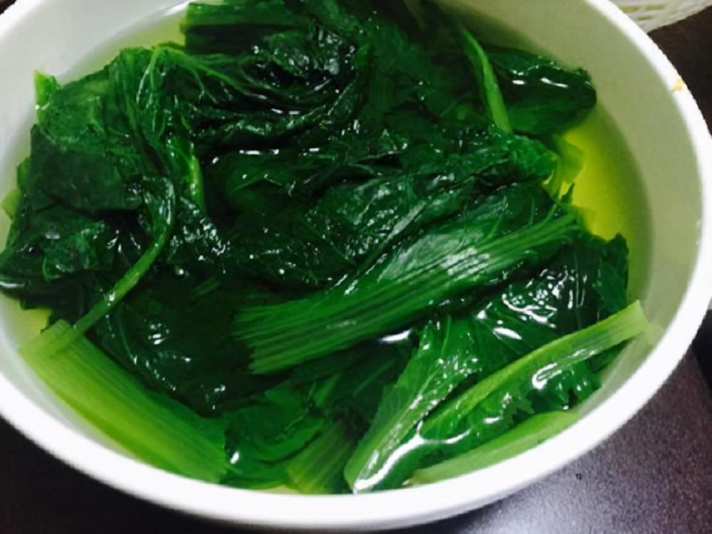 每天只吃100克水煮青菜,一个星期可以减掉10斤肉吗?_腾讯新闻