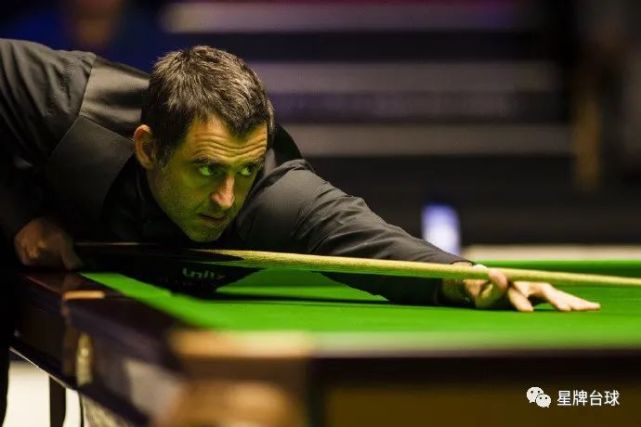 他是在星牌台球桌上打出147最多的人他说147该这么打