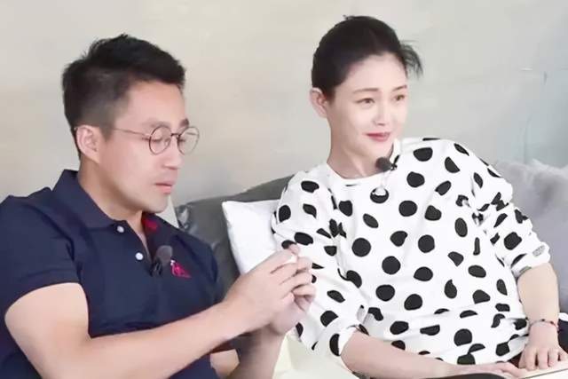 大小s|大小S能够在娱乐圈立足，真的不容易