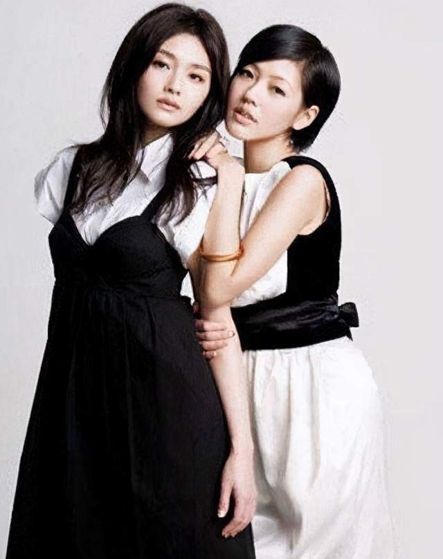 大小s|大小S能够在娱乐圈立足，真的不容易