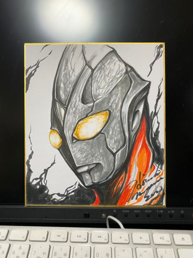 不过丸山浩老师虽然从圆谷离职,但偶尔还是可以看到他设计的奥特曼的.