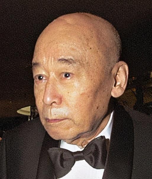 周星驰|相恋13年，官司打了7年，这位前女友为何不愿放过周星驰？