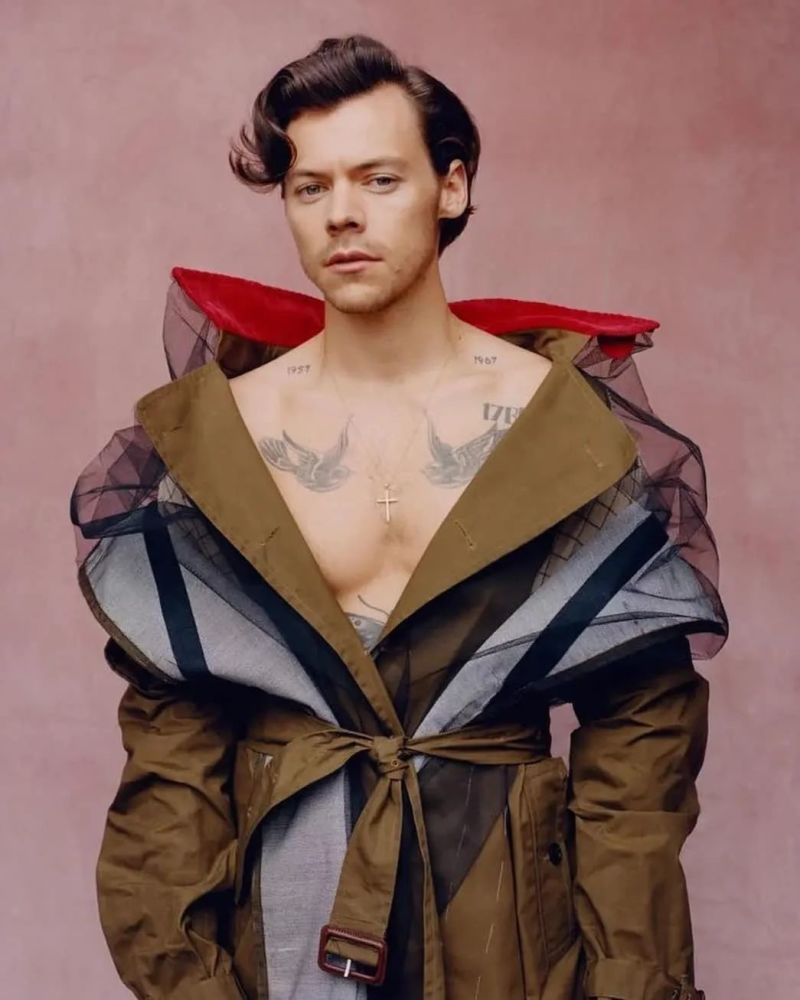 harry styles red outfit