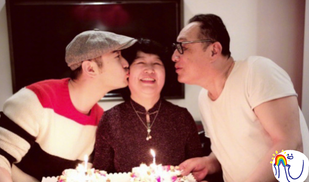 黄晓明|婚姻亮红灯？43岁黄晓明剧组庆生，老婆Baby却失声一整天