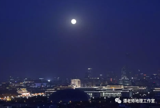 月全食|【时事聚焦】什么是新月抱旧月？关于最美月球特殊天象的合集整理！