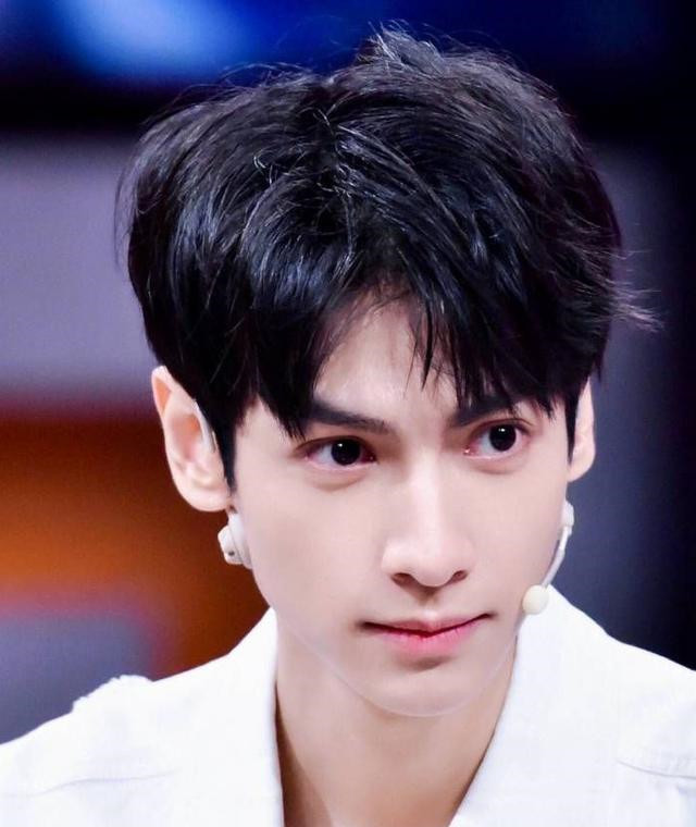 这四位男明星的眼睛颠覆了传统的审美