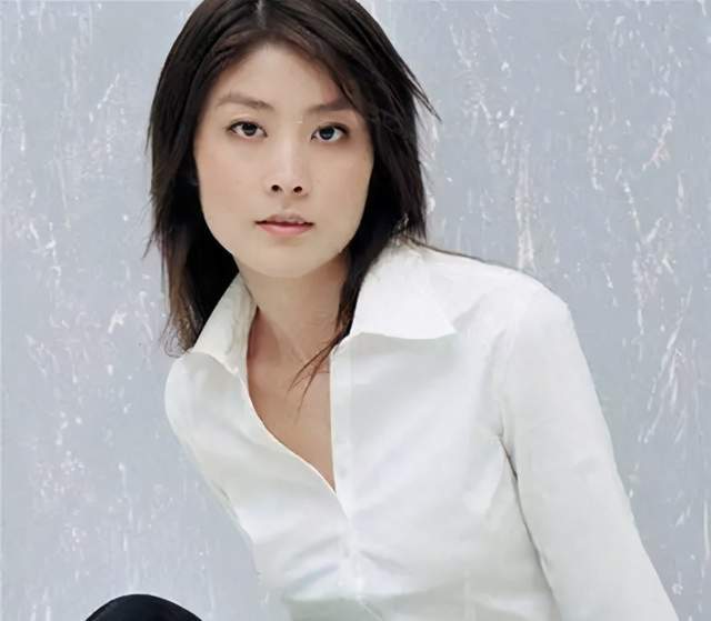 陈慧琳|12年豪门婚姻考验着陈慧琳，婆婆和大姑子闹翻，她站对了立场