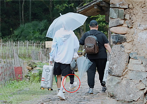 于谦的"中国李宁"火了,价格曝光后,网友:买不起同款!