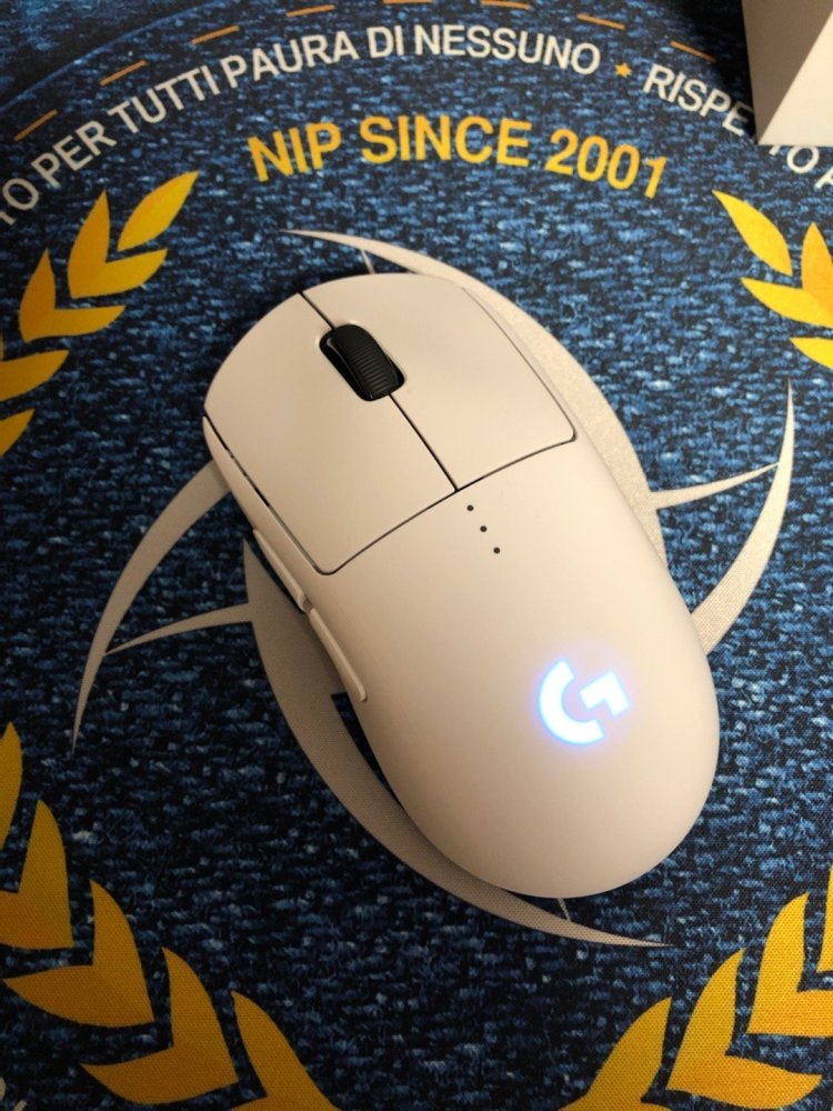 罗技gpw新款gprosuperlight鼠标曝光重量小于63g