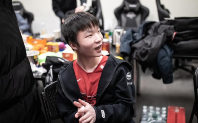 edg转会期爆炸消息小祥去哪了迎来大结局thal永远滴神