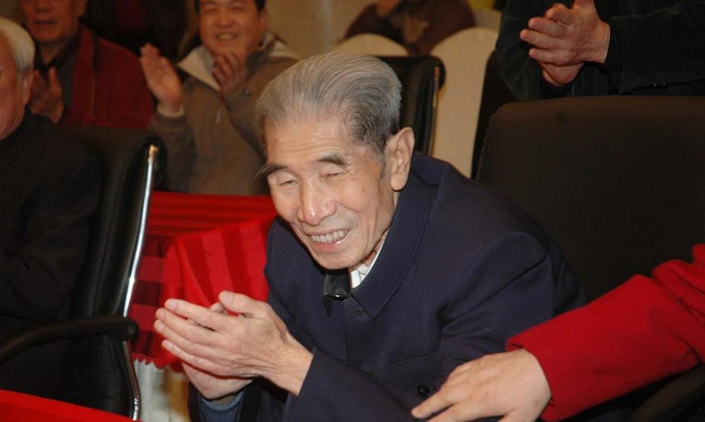 到底是谁在阻碍李文华拜师众人为何三缄其口连名字都不愿意提