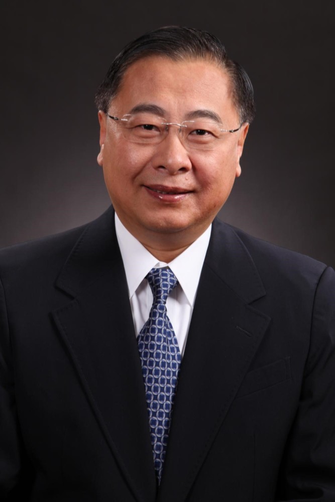 骨科第一:北京积水潭医院现任协和妇产科学系主任沈铿教授,2004年和