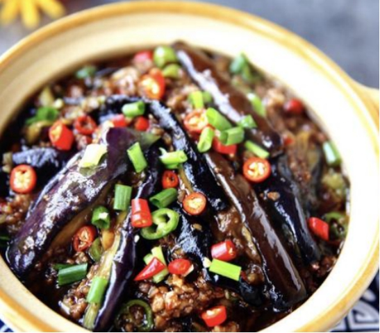 双蚝油调味制作的牛肉烧茄子色香味俱全超级好吃