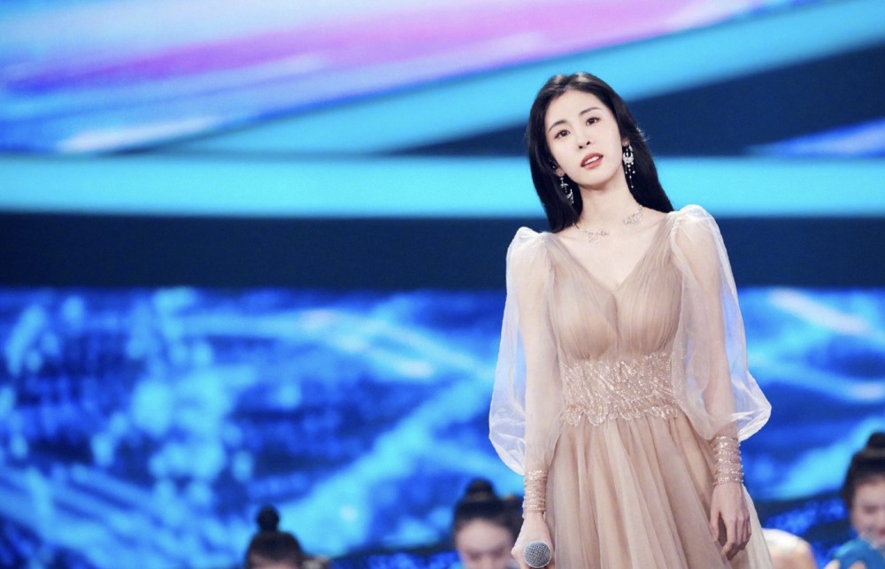 乘风破浪的姐姐|李小璐接替陈好加盟《浪姐2》，出单曲展示才华，却曝光真实水平