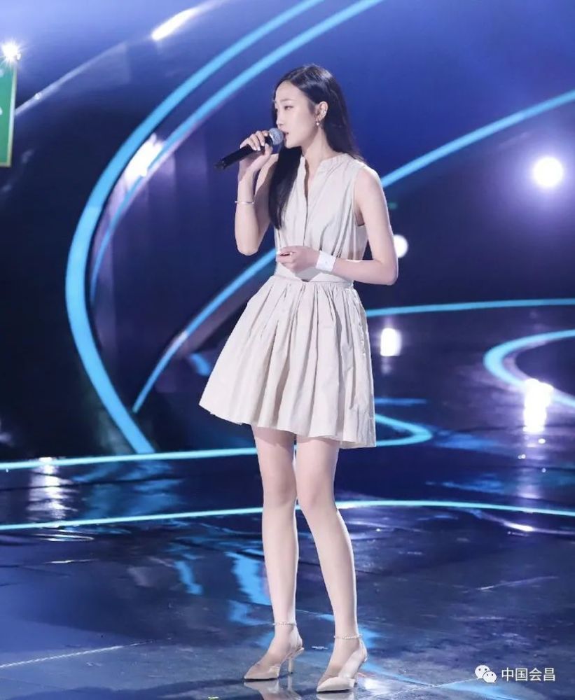 《中国好声音》五强诞生!会昌妹子潘虹晋级总决赛!