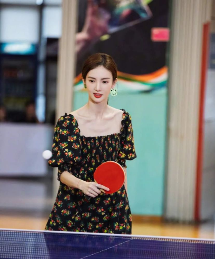 张继科|《隐秘而伟大》热播，金晨演技被称赞！与张继科约会遭调侃：就地拜把子吧！