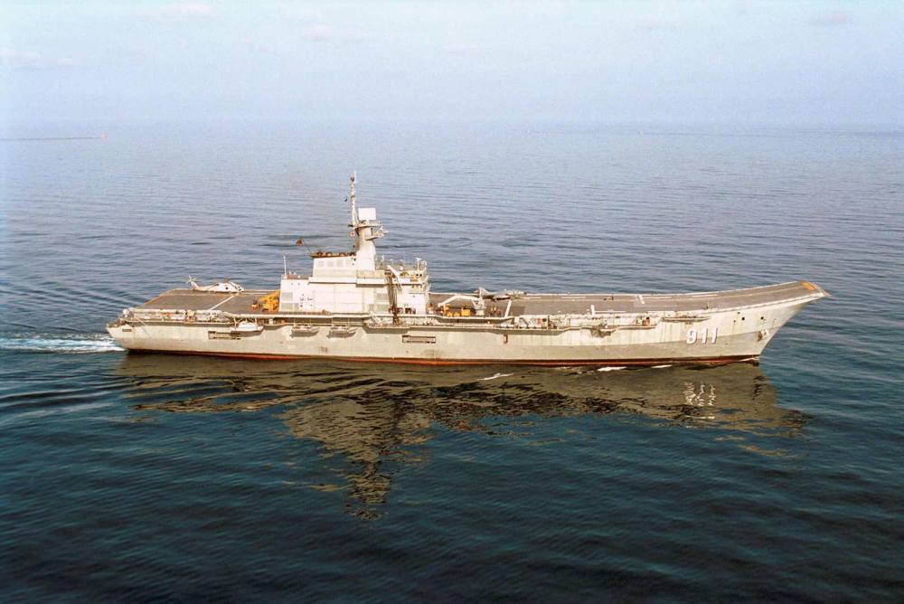 世界航母排行_美国公布世界海军排行榜,印度表示不服,俄罗斯:还没认清自己