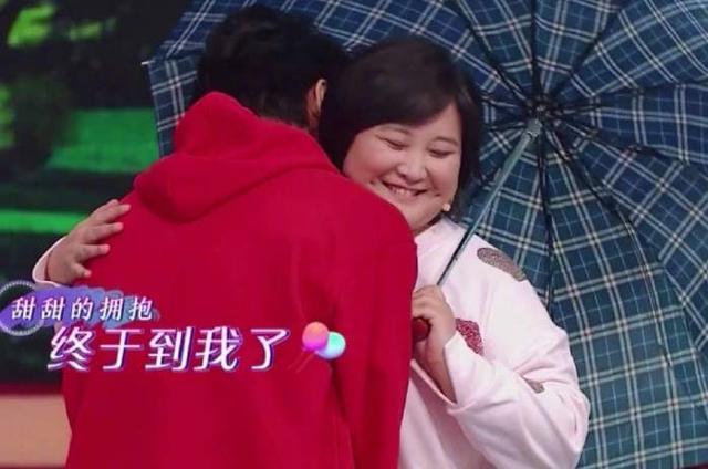 岳云鹏|岳云鹏晒六步仿妆成贾玲，当事人回应：我哪做得不对，你可以直说