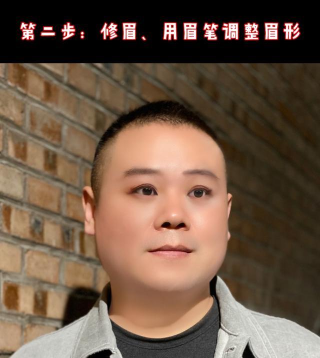 岳云鹏|岳云鹏晒六步仿妆成贾玲，当事人回应：我哪做得不对，你可以直说