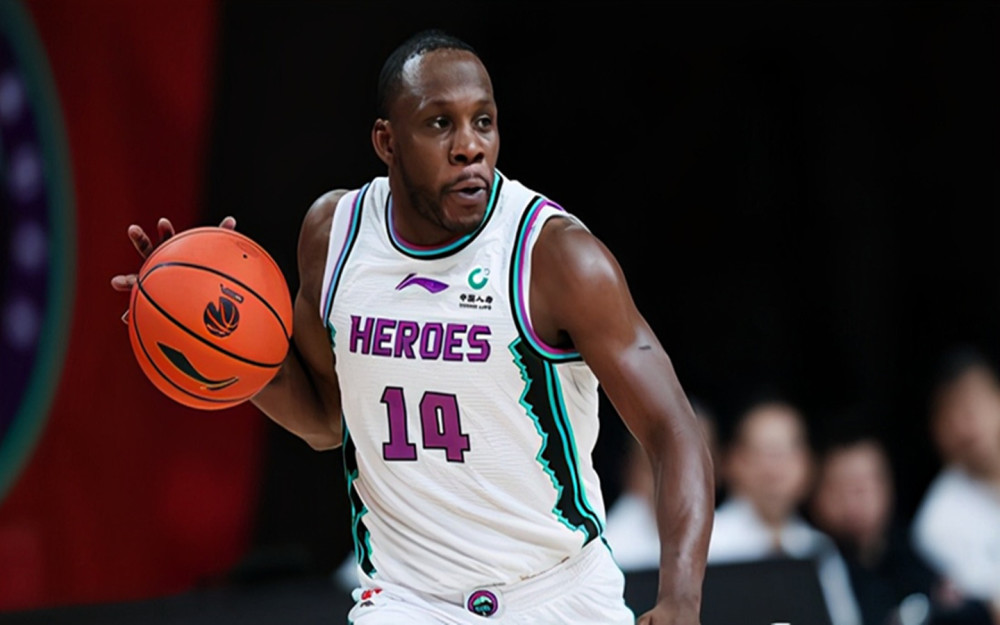 7人得分上双山东男篮狂胜天津31分哈德森回归有2大明显变化