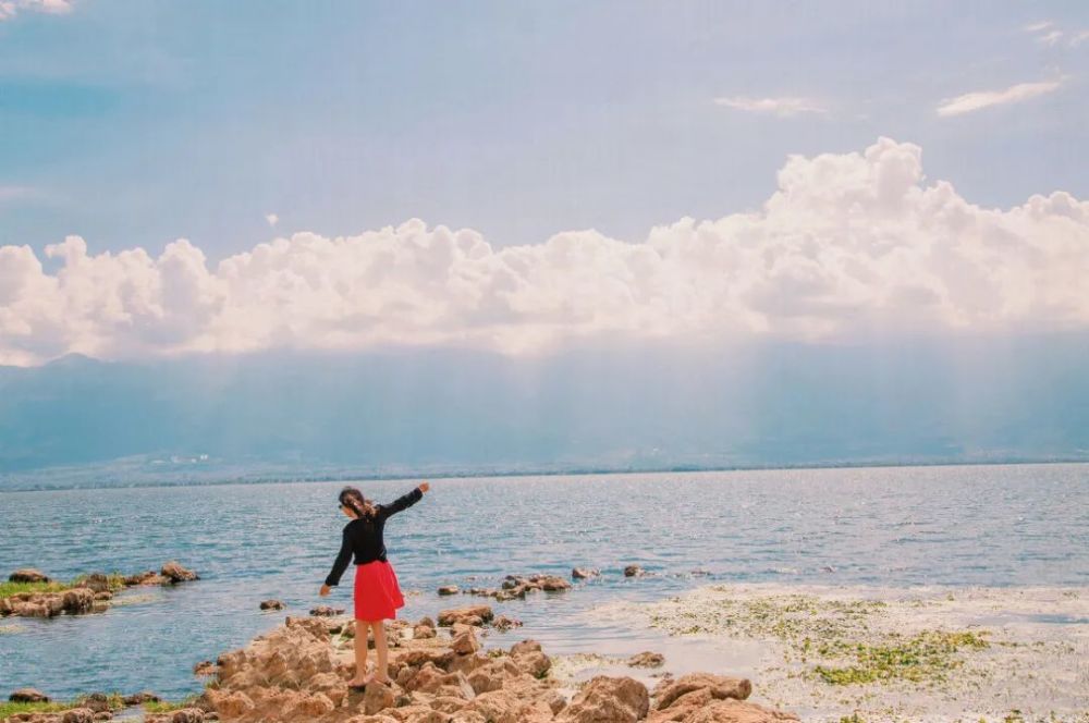 情绪|10句很刺骨的话，让你看清别人，明白自己