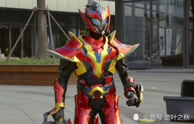 最后就是霸焱马铠甲,这是一个跟马很像的铠甲,也可以说是属性马属性的