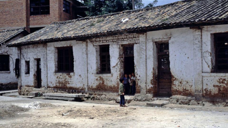 三十多年前的乡村小学:条件艰苦,多数80后都经历过