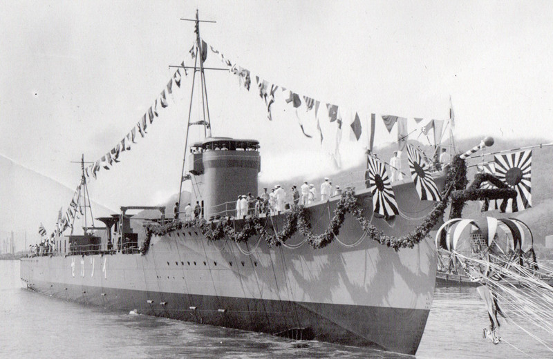 80年前,旧日本海军最强战列舰大和号下水该舰于1937年11