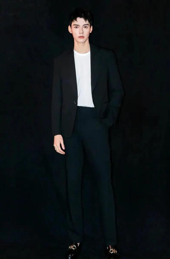 刘昊然|身高185的90后男演员，胡一天遭质疑，刘昊然有点意外