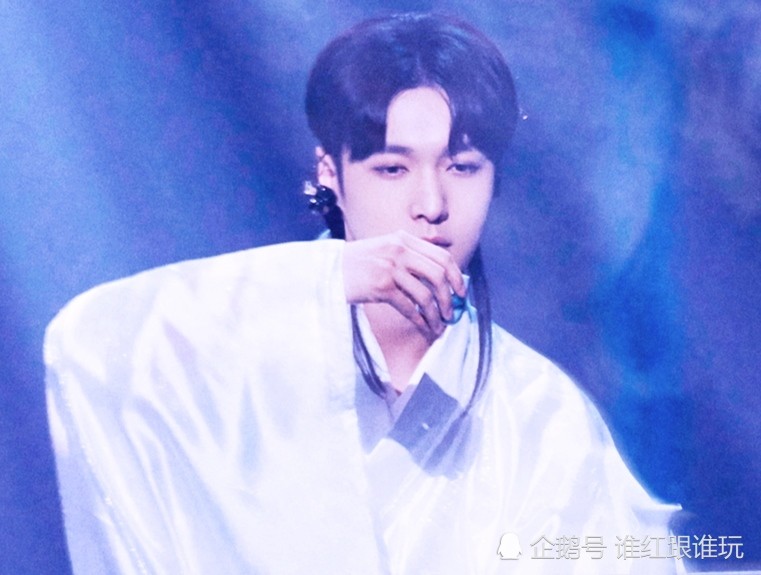 张艺兴|别人都是名字，只有张艺兴是作品！这个C位，他站的实至名归！