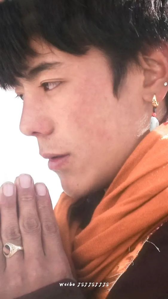 丁真|红人馆｜不妨让丁真弟弟走下“神坛”