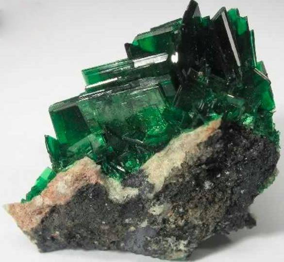 蓝矾|这10种漂亮的石头是有毒的