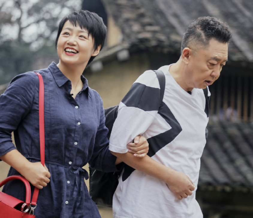 于谦|于谦首次曝光7岁二儿子，7年前曾澄清二婚，俩少爷拜郭德纲为师