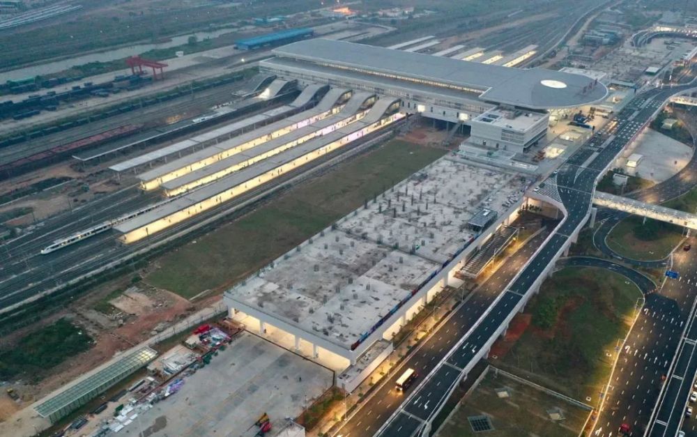 今天江门站发车啦速来围观首发列车