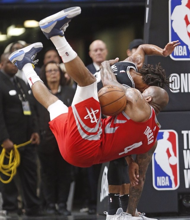 塔克我敬你是条汉子但这效率和年龄一年800万美元真不低