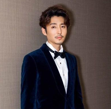 夏继成|《隐秘而伟大》播出后，“鸡腿处长”夏继成这个演员藏不住了