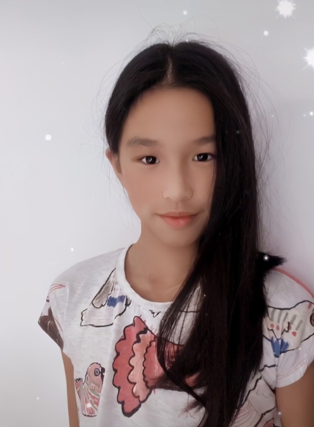 张庭女儿回应长相争议-WordPress极简博客