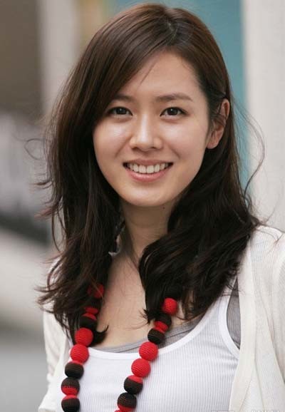 月牙眼的韩国女明星图片